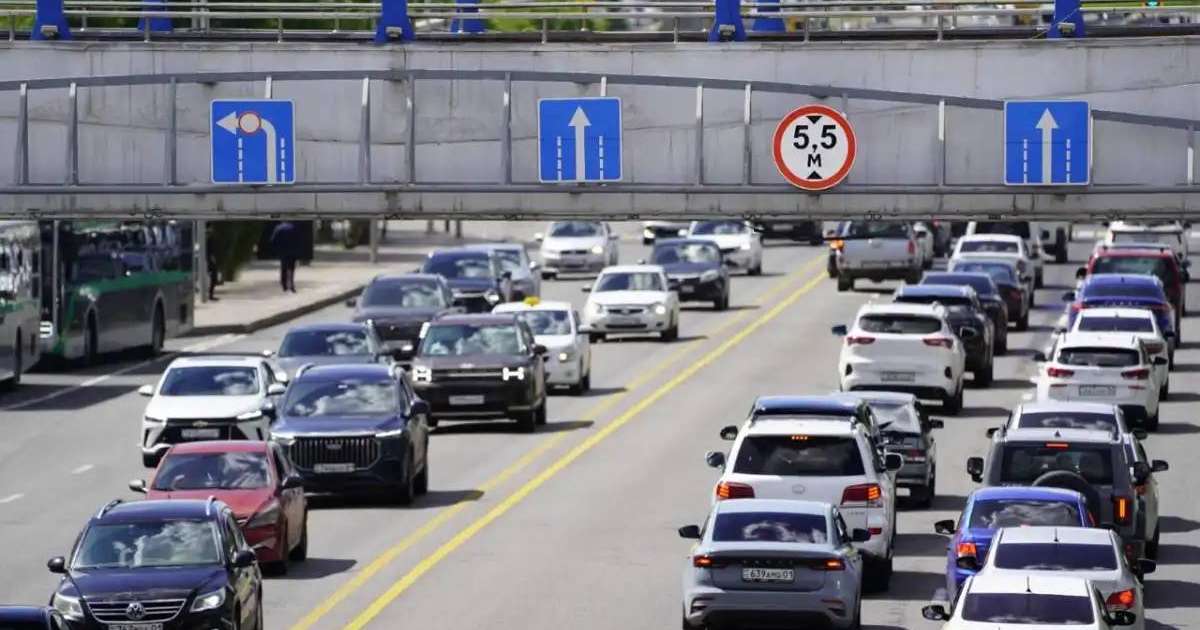 928 миллион жолаушы: елімізде такси мен автобус тасымалына сұраныс артты