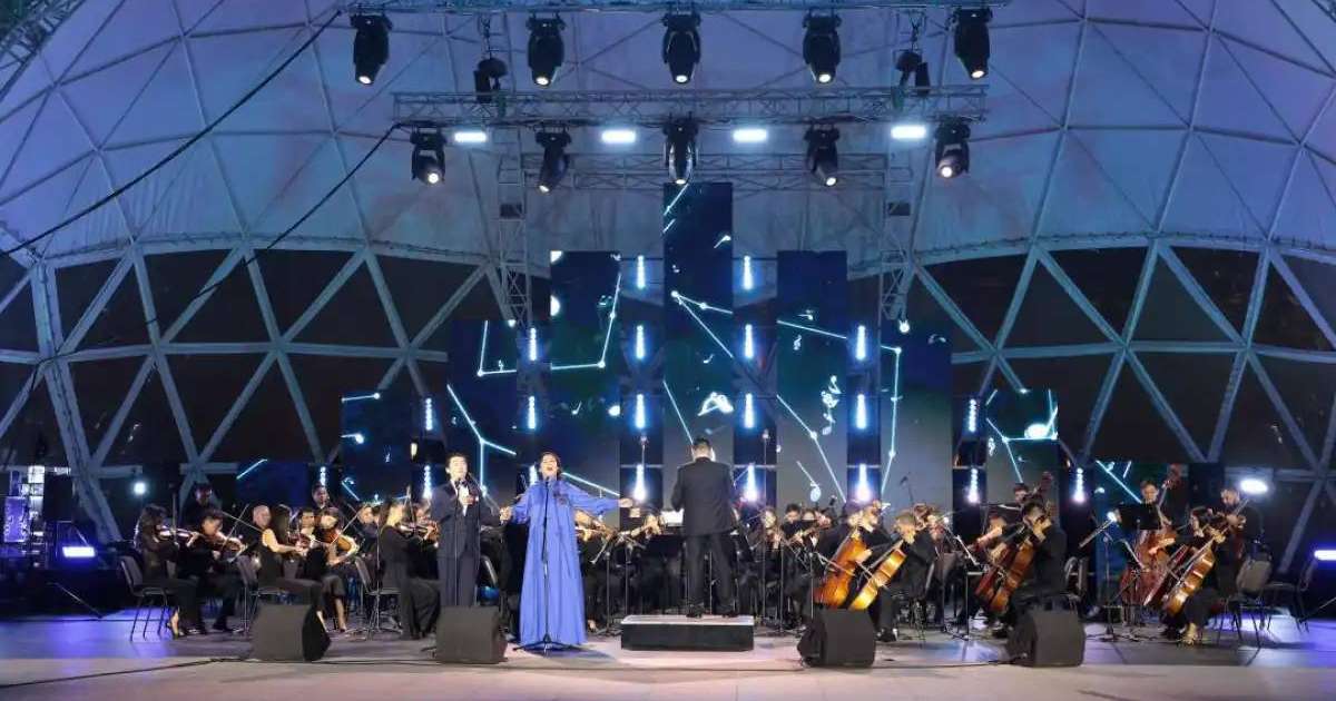 Colman Domingo and Jude Law at amfAR’s Venice Gala
