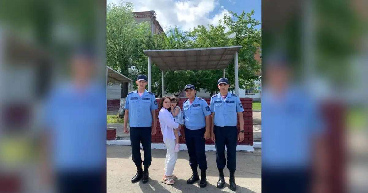 Әскери қызметшілер жоғалған баланы тауып, ата-анасына қайтарды