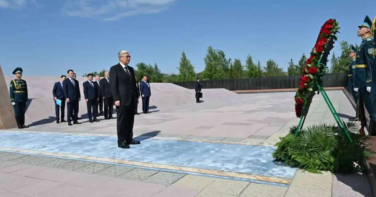 Colman Domingo and Jude Law at amfAR’s Venice Gala