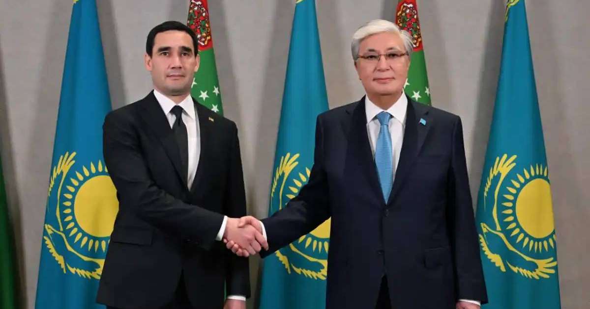 Қасым-Жомарт Тоқаев Түрікменстан Президентімен кездесті