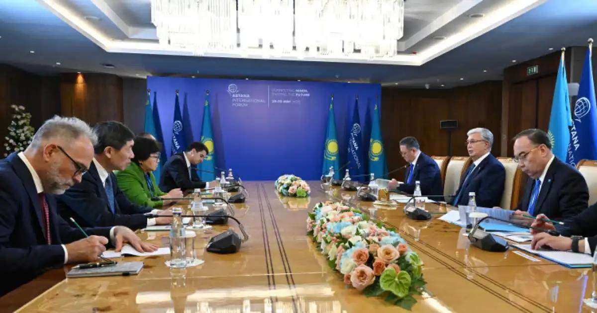 Colman Domingo and Jude Law at amfAR’s Venice Gala