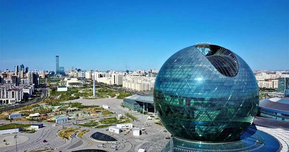 Colman Domingo and Jude Law at amfAR’s Venice Gala