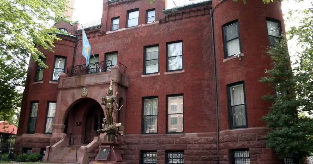 Қазақстанның АҚШ-тағы елшілігі осы елде заңсыз жүрген отандастарымызға ескерту жасады