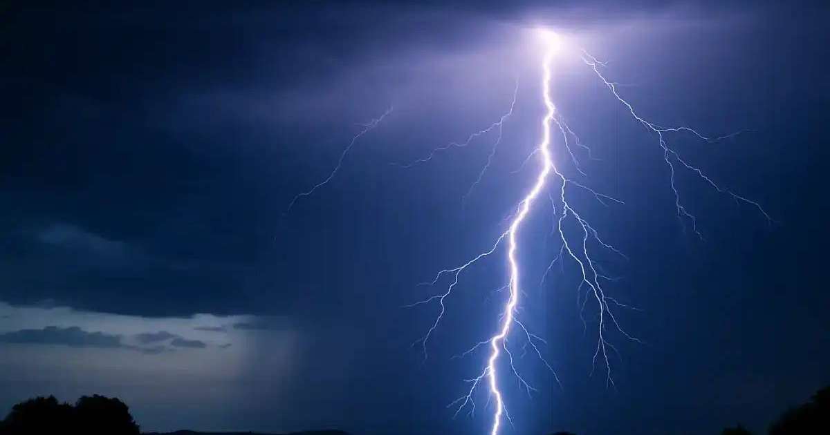 Қазақстанда найзағай күшейеді: ТЖМ ескерту жасады