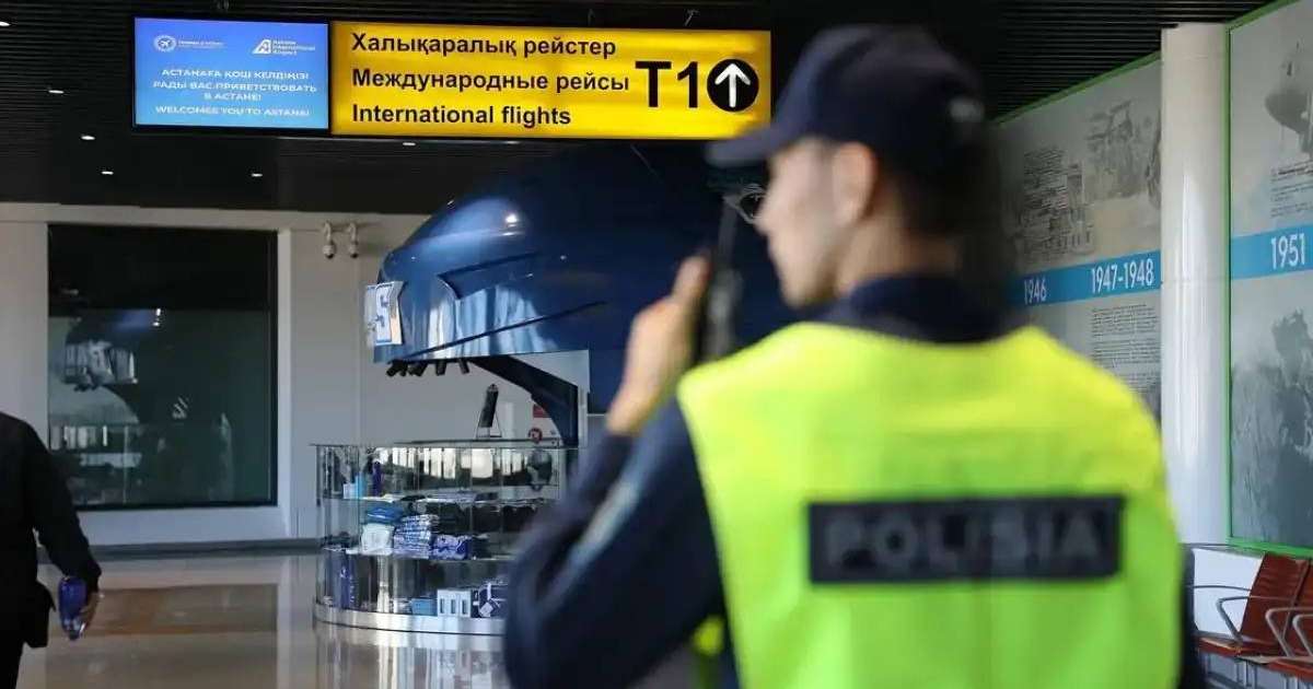 Астана әуежайында орынсыз қалжыңдаған шетел азаматы 15 тәулікке қамалды