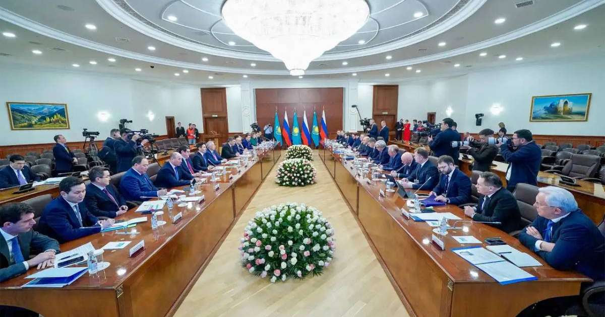 Colman Domingo and Jude Law at amfAR’s Venice Gala