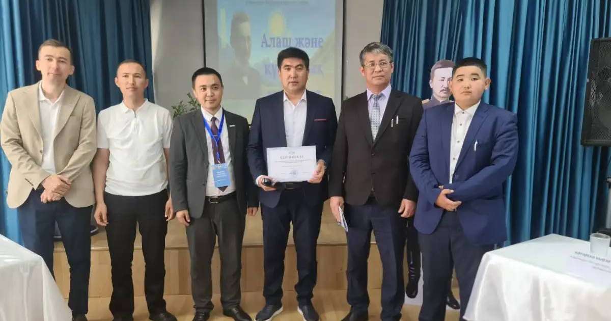 Colman Domingo and Jude Law at amfAR’s Venice Gala