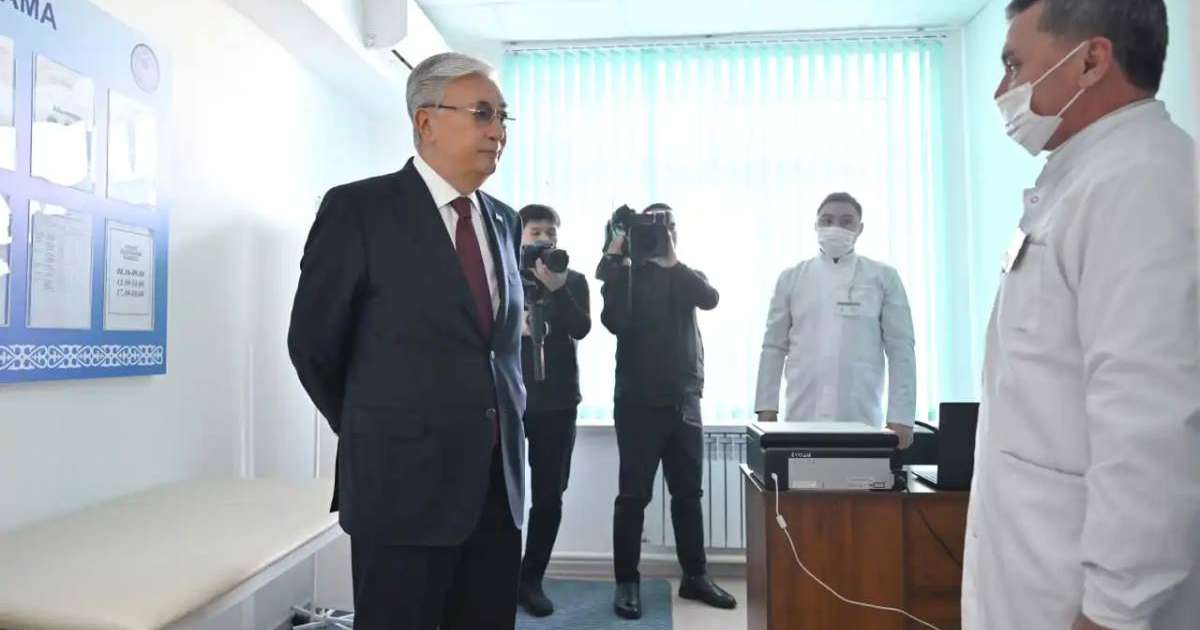 Президент Қаратал ауданының қорғаныс істері бөліміне барды