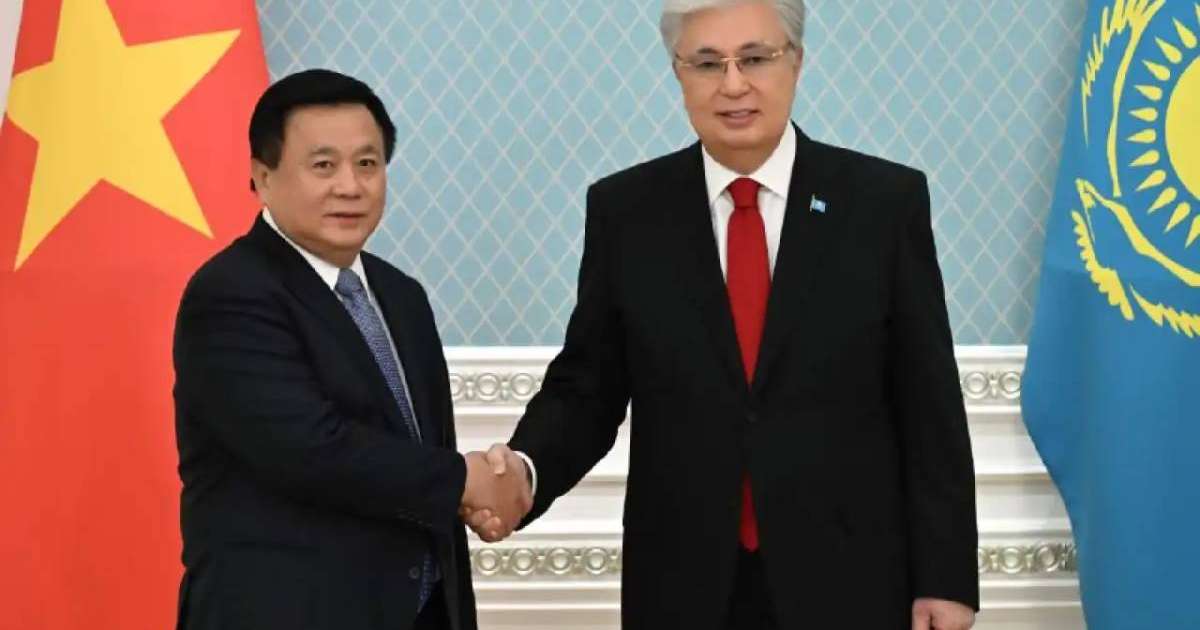 Colman Domingo and Jude Law at amfAR’s Venice Gala