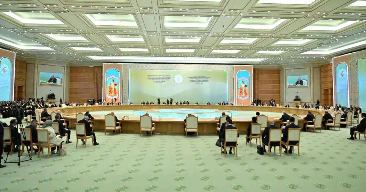 Colman Domingo and Jude Law at amfAR’s Venice Gala