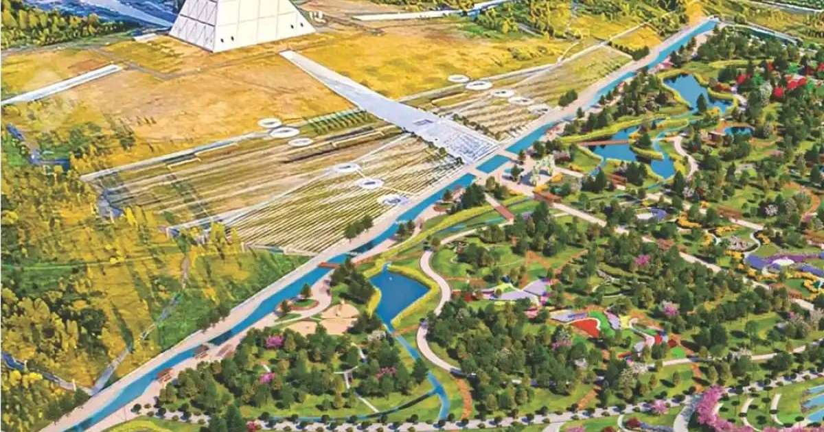 Colman Domingo and Jude Law at amfAR’s Venice Gala