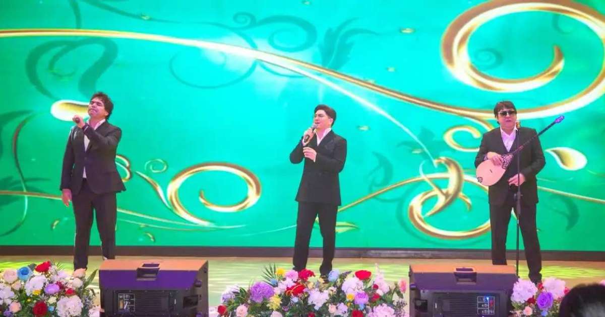 Colman Domingo and Jude Law at amfAR’s Venice Gala