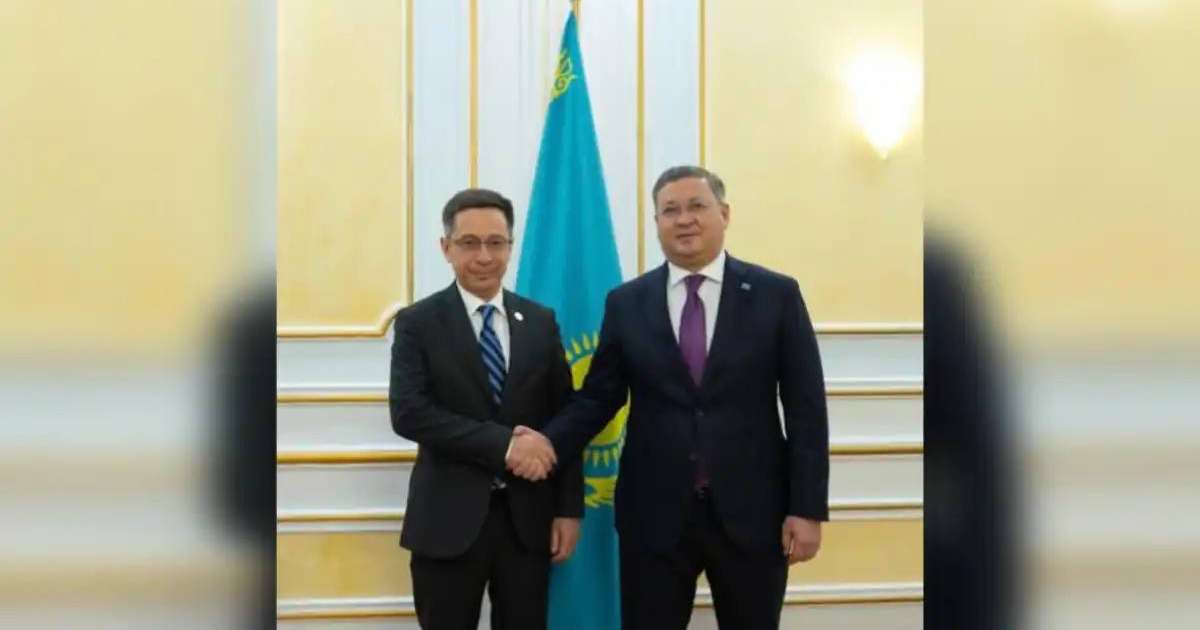Colman Domingo and Jude Law at amfAR’s Venice Gala