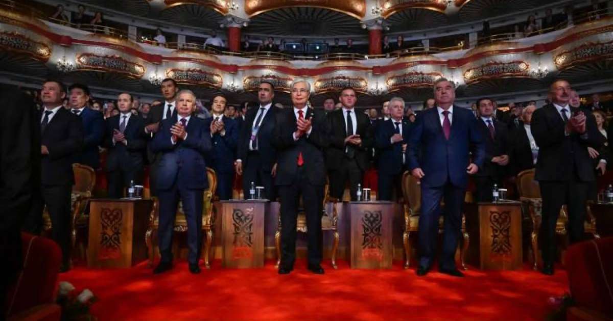 Colman Domingo and Jude Law at amfAR’s Venice Gala