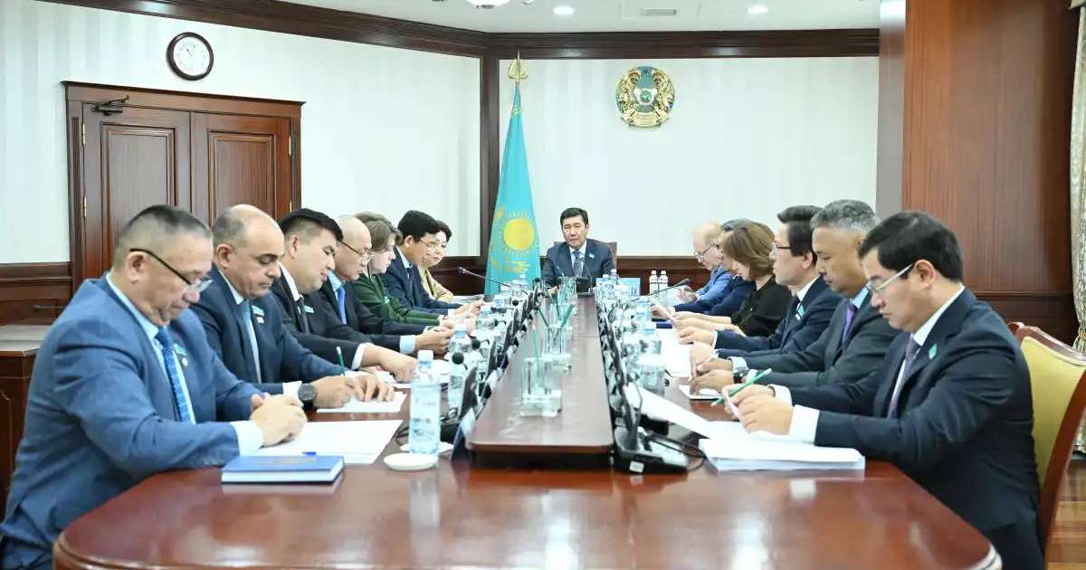 Colman Domingo and Jude Law at amfAR’s Venice Gala