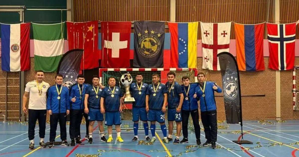 Colman Domingo and Jude Law at amfAR’s Venice Gala