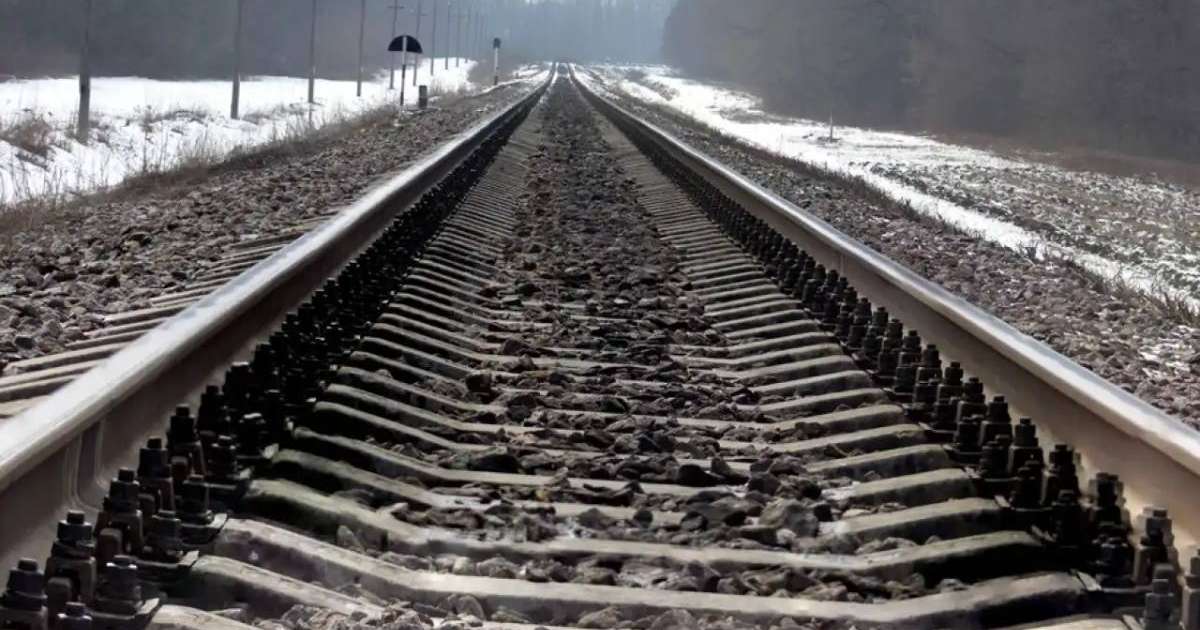 Оралда ер адам абайсызда пойыз астына түсіп мерт болды