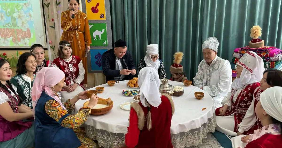 Астаналық балабақшалар көрісу күнін ерекше атап өтті