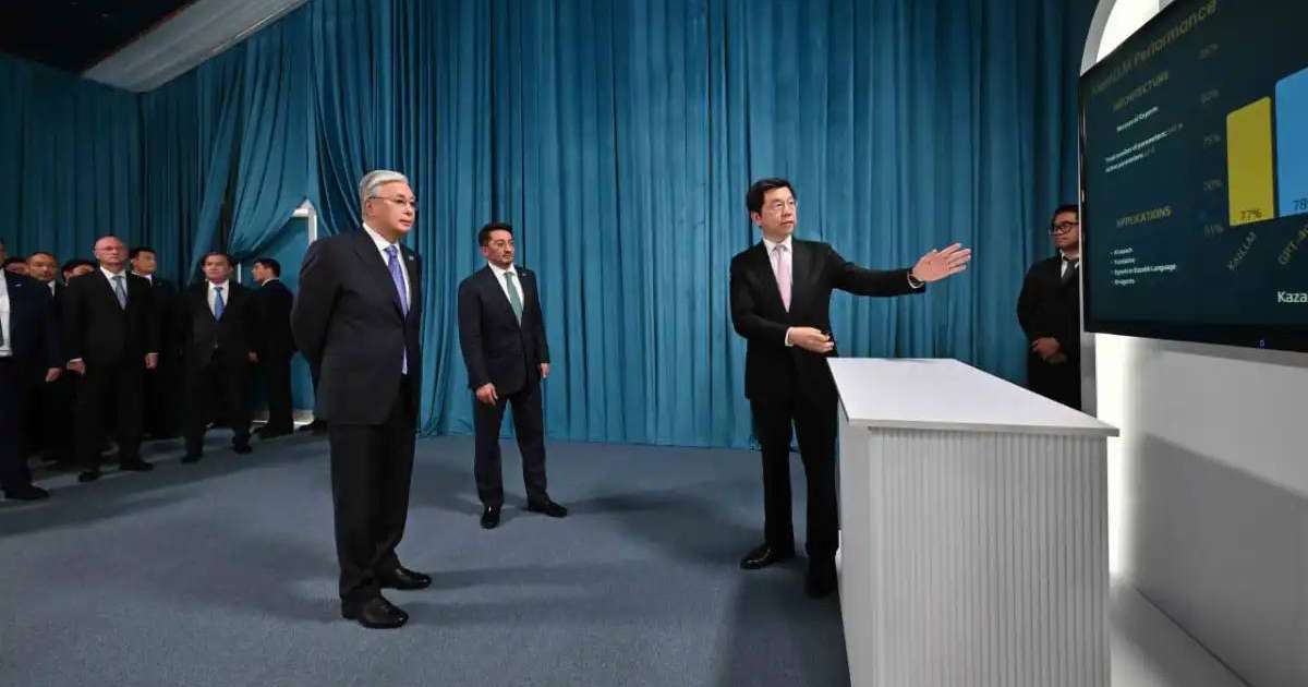 Мемлекет басшысы отандық ЖИ жобаларымен танысты