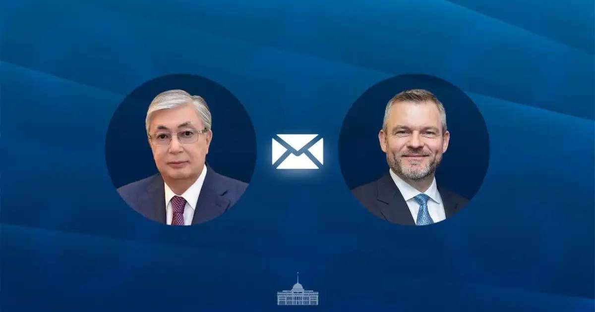 Мемлекет басшысы Словакия Президентін Конституция күнімен құттықтады