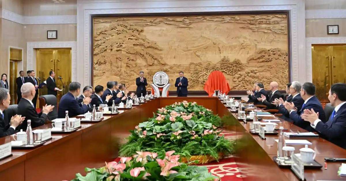 Қазақстанда Лу Бань зертханалары ашылды