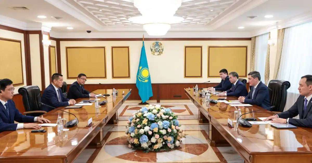 Colman Domingo and Jude Law at amfAR’s Venice Gala