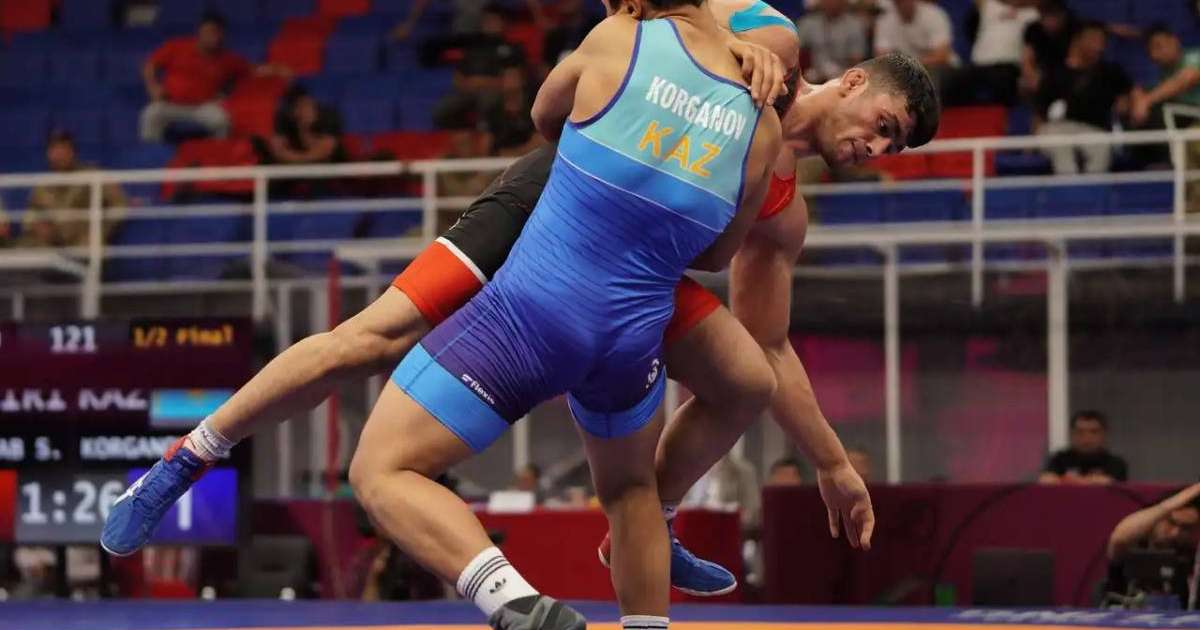 Colman Domingo and Jude Law at amfAR’s Venice Gala