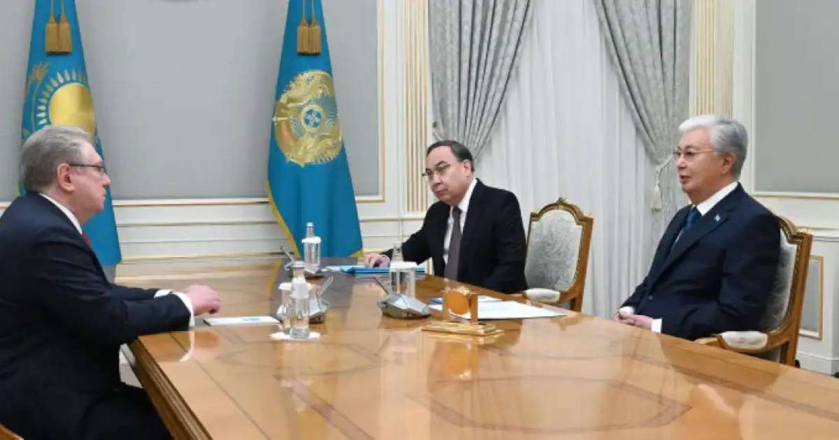 Қасым-Жомарт Тоқаев Дипломатия институтының директорын қабылдады