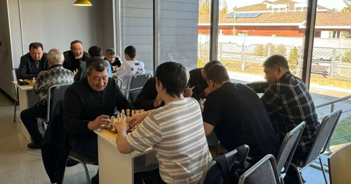 Астанада мүмкіндігі шектеулі жандар шаршы тақтада сайысқа түсті