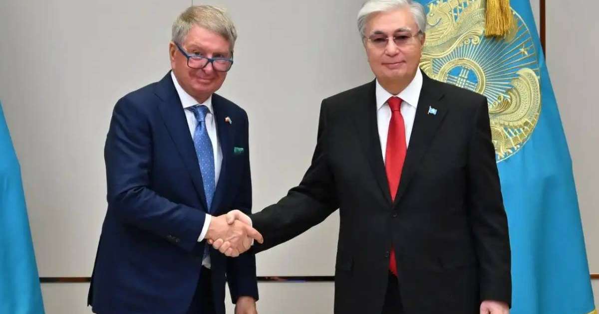 Colman Domingo and Jude Law at amfAR’s Venice Gala