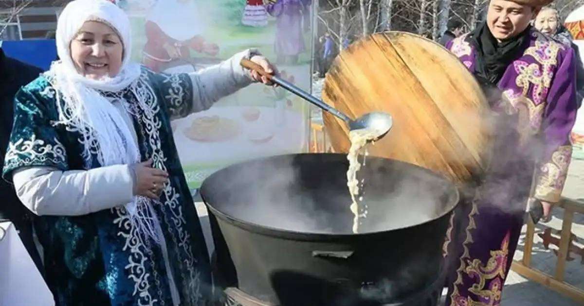 Түркістан қаласында наурыз көже пісіруден рекорд орнатылады