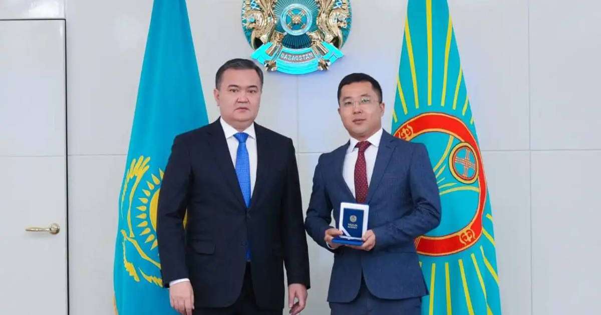 Colman Domingo and Jude Law at amfAR’s Venice Gala