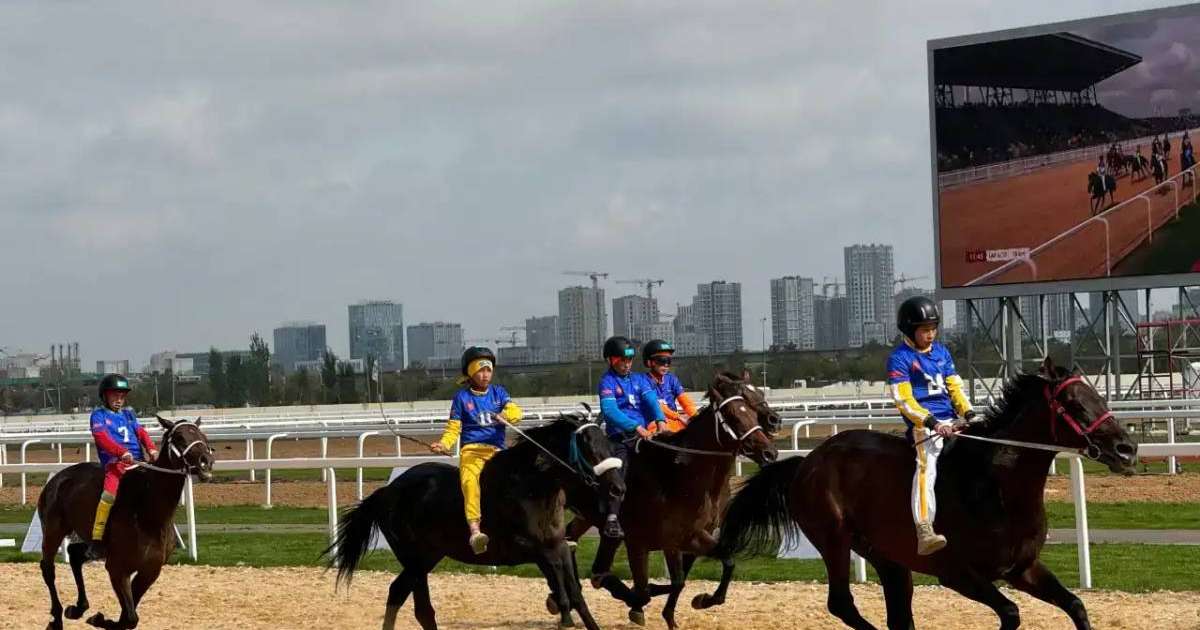 Colman Domingo and Jude Law at amfAR’s Venice Gala