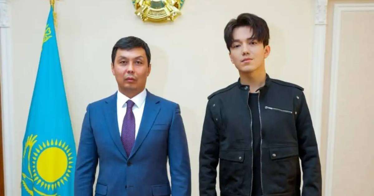 Colman Domingo and Jude Law at amfAR’s Venice Gala