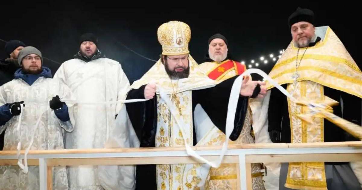 Colman Domingo and Jude Law at amfAR’s Venice Gala