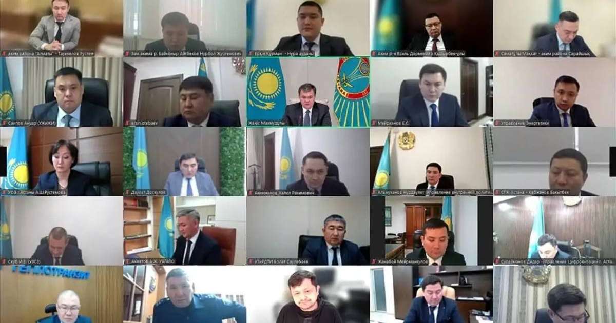 Астана әкімі Жеңіс Қасымбек азаматтарды қабылдады