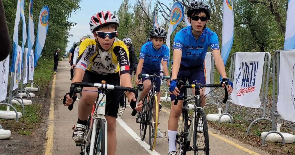 Елордада спорт күніне арналған бұқаралық велошеру өтті