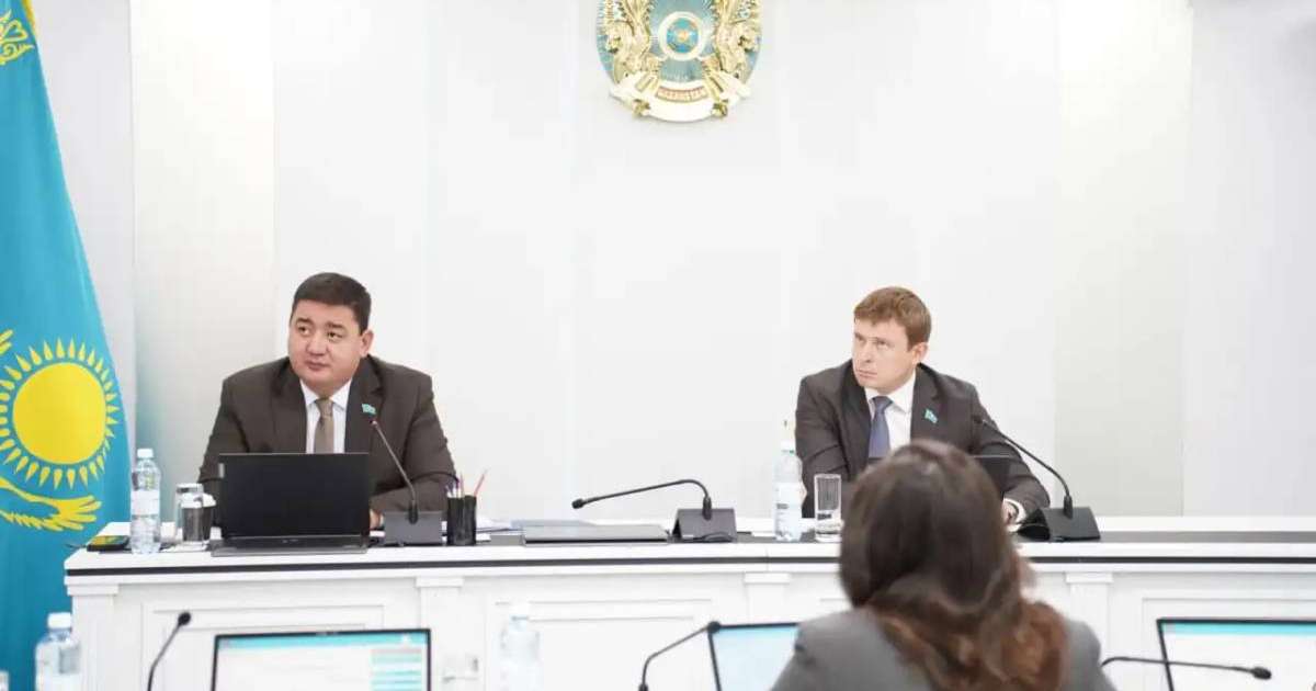 Colman Domingo and Jude Law at amfAR’s Venice Gala