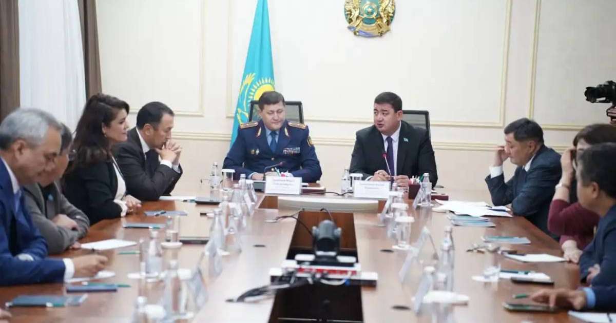 Colman Domingo and Jude Law at amfAR’s Venice Gala