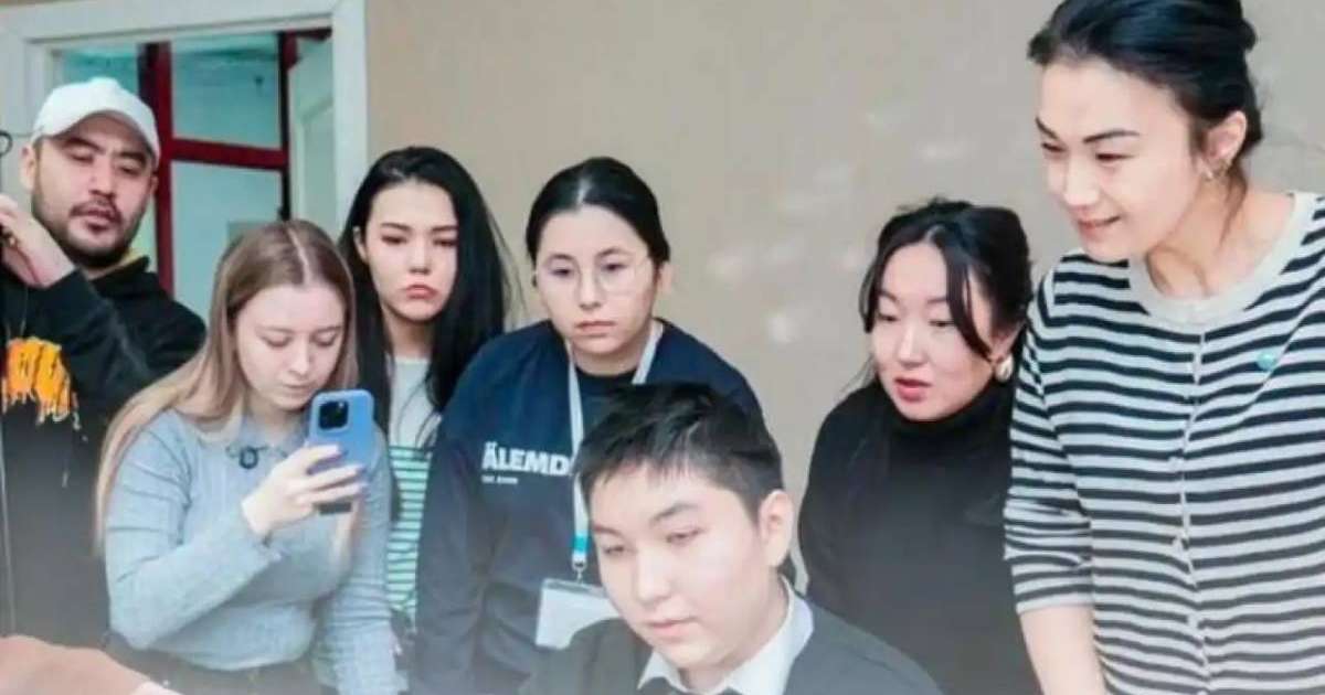 Қазақстандық оқушы сыбайлас жемқорлыққа қарсы ойын жасап шығарды