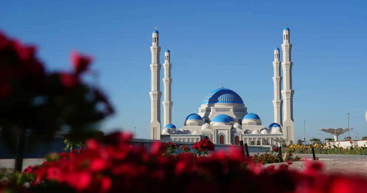 Бас мешіт пен Фатима қолы: Ұлттық банк жаңа коллекциялық монеталарды айналымға шығарады