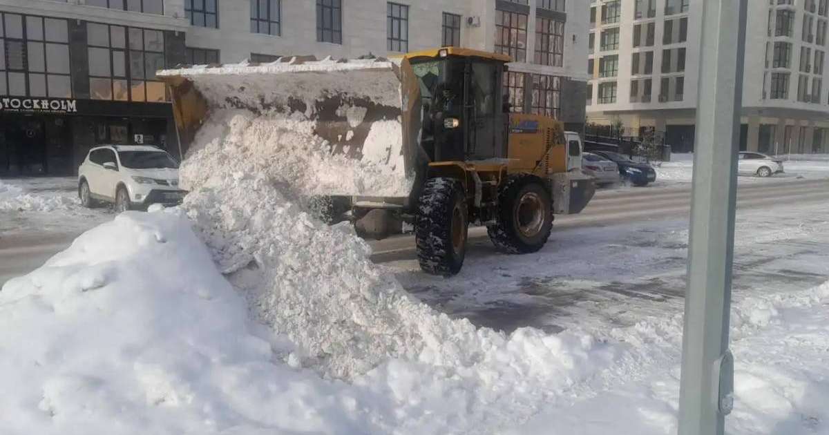 Елордадан бір күнде 23 мың текше метр қар шығарылды