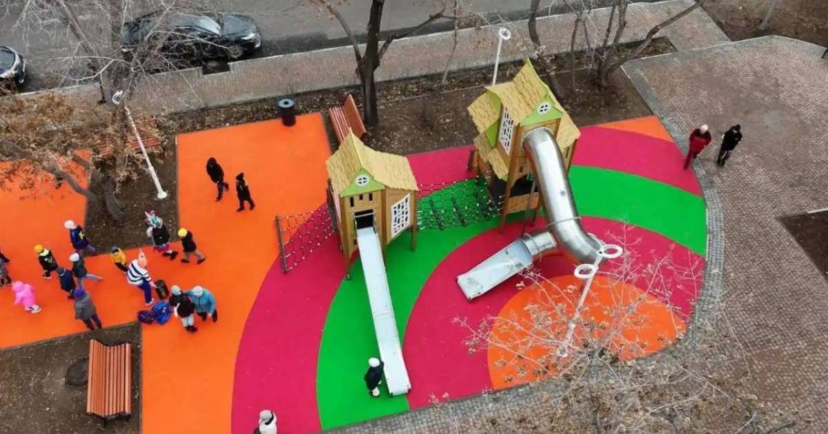 Colman Domingo and Jude Law at amfAR’s Venice Gala