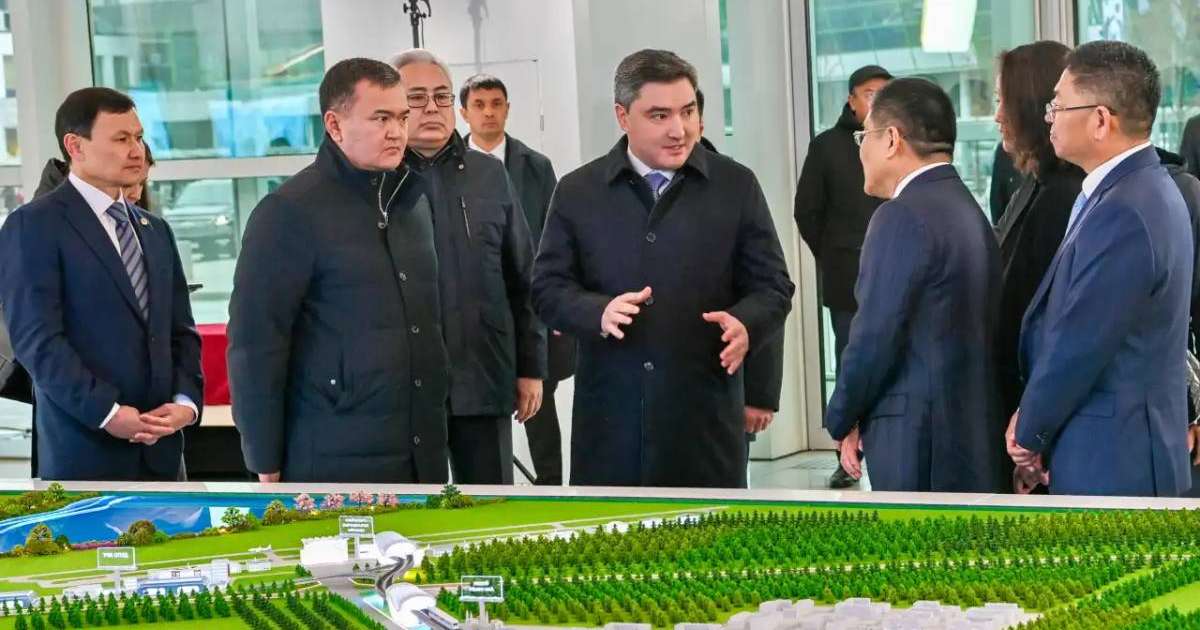 Colman Domingo and Jude Law at amfAR’s Venice Gala