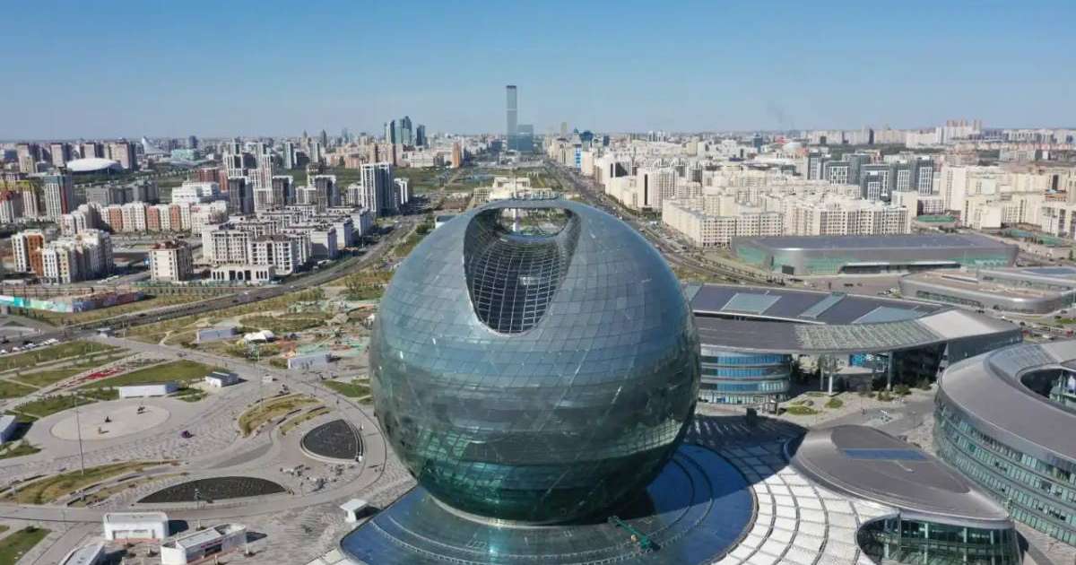 Colman Domingo and Jude Law at amfAR’s Venice Gala