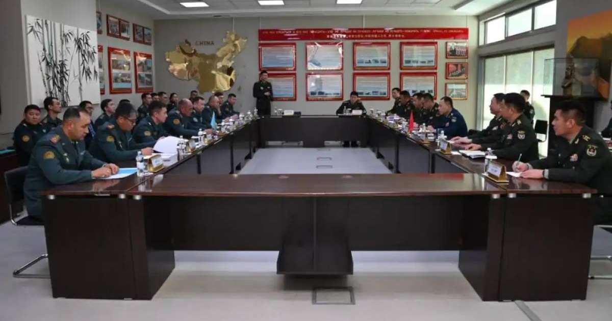 Colman Domingo and Jude Law at amfAR’s Venice Gala