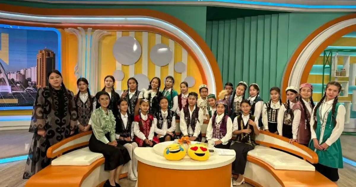 Елордада  оқушылар арасында «Бұрымды қыз» челленджі басталды