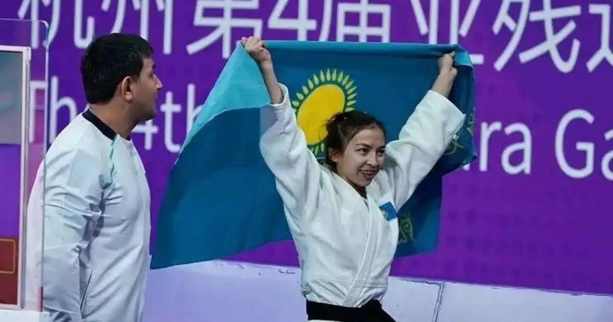Жеңіс Қасымбек пара дзюдошы Ақмарал Науатбекті жеңісімен құттықтады