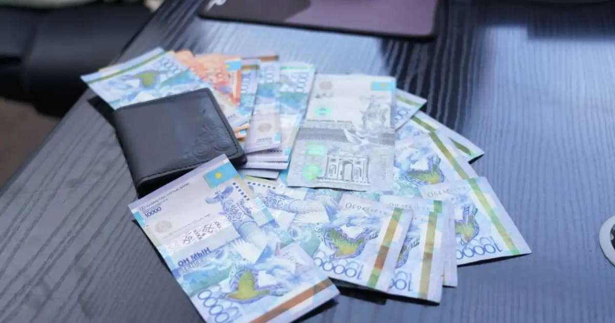 Қарағанды облысында колледж директоры 16,7 млн теңгені жымқырған